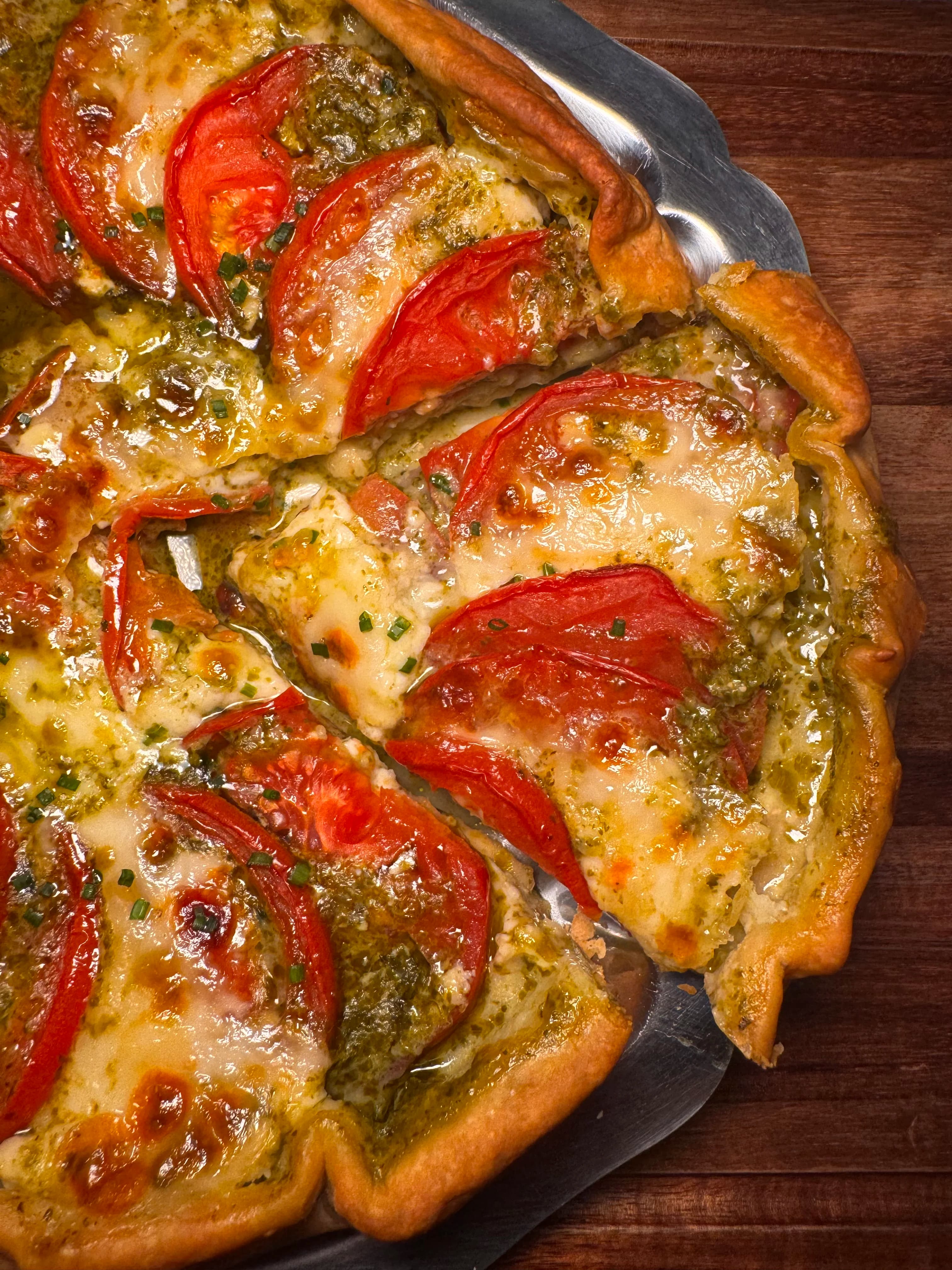 Tarta de Tomate, Mozzarella y Pesto