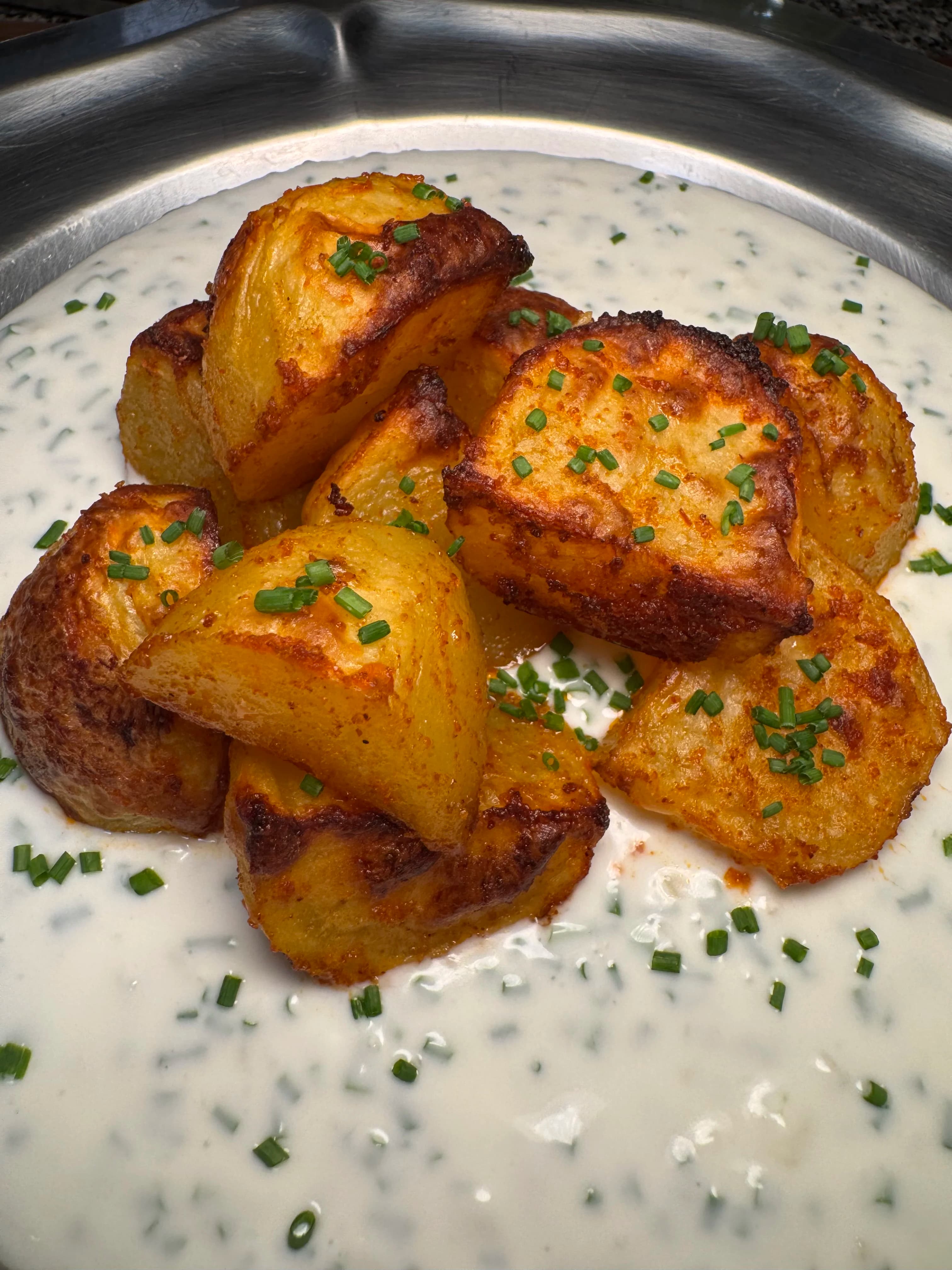 Pommes de Terre Croustillantes Sauce Yaourt